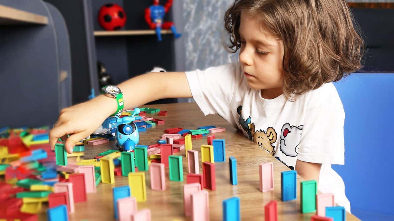 اسپادان تویز